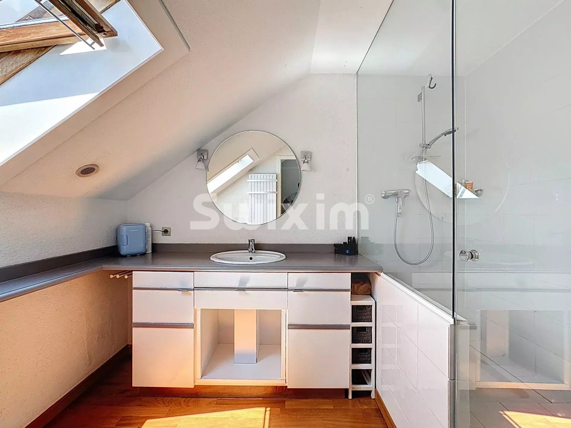 haus 6 Zimmer zum verkauf auf Cessy (01170)