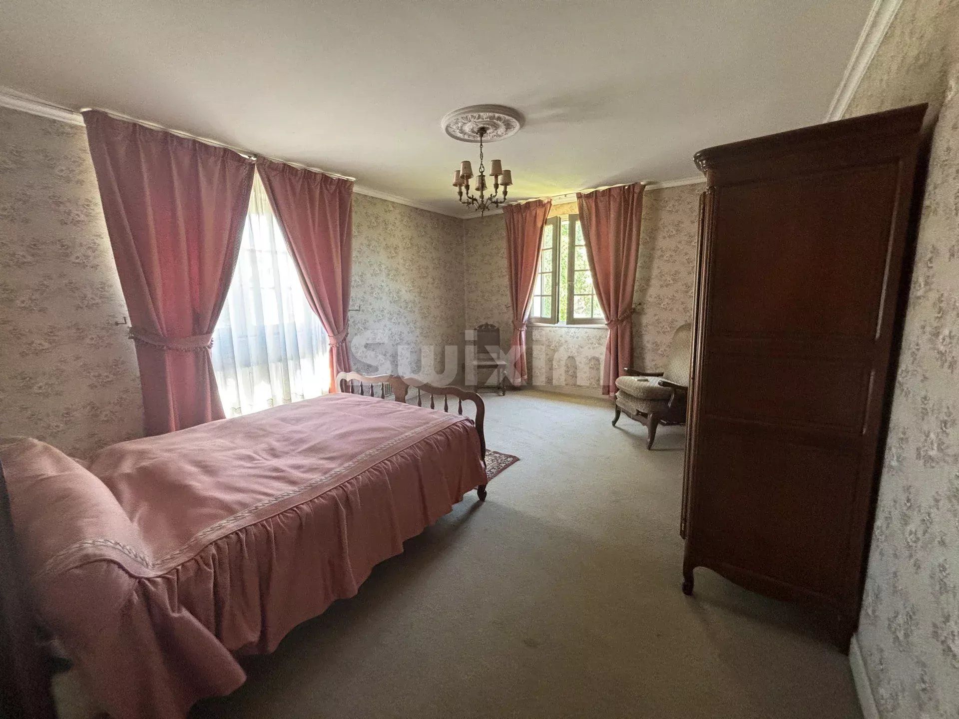 casa 5 Quartos para venda sobre Avallon (89200)