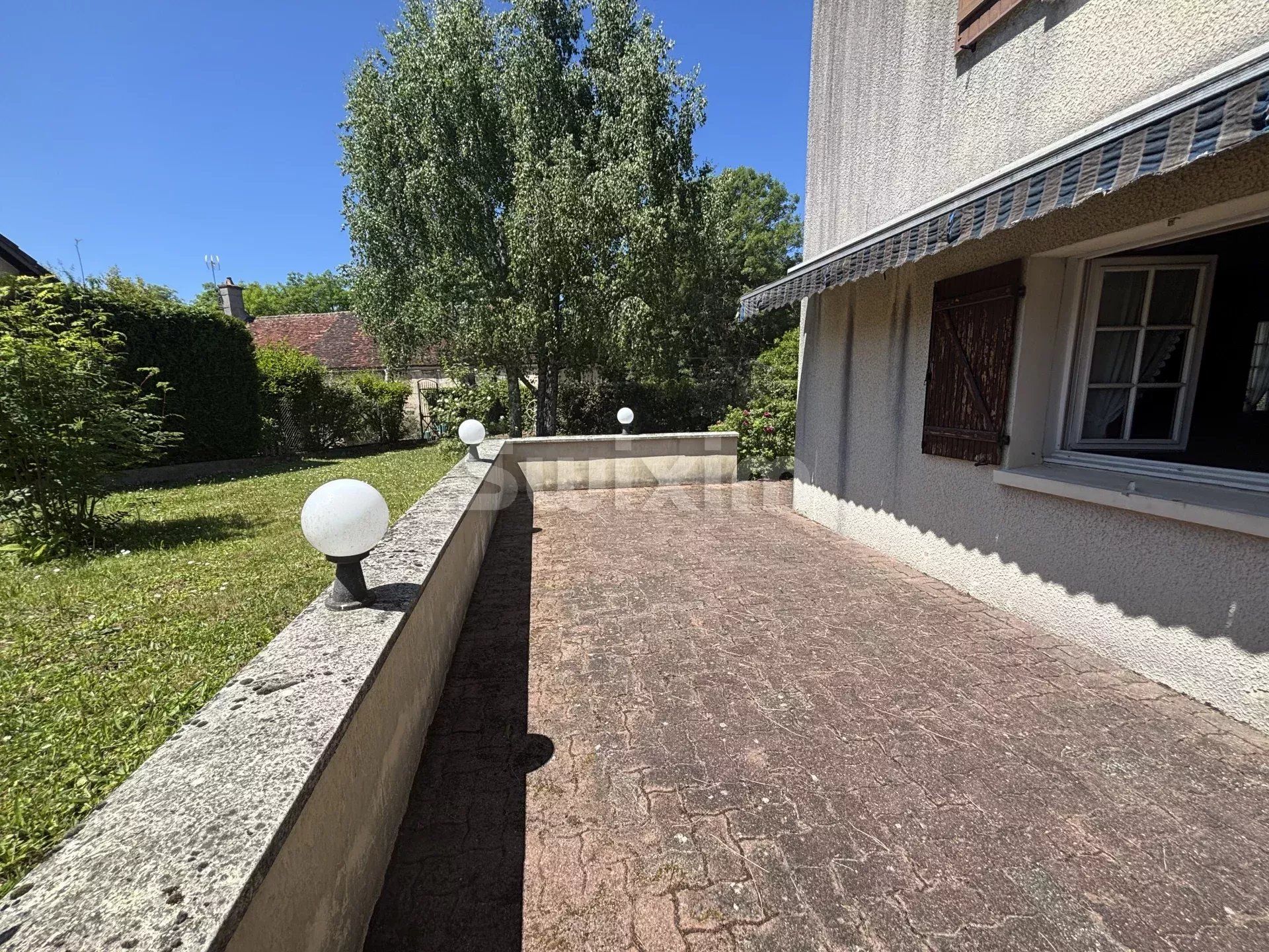 casa 5 Quartos para venda sobre Avallon (89200)