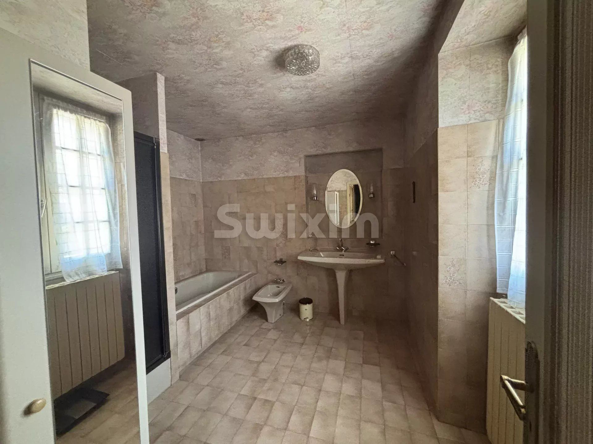 casa 5 Quartos para venda sobre Avallon (89200)