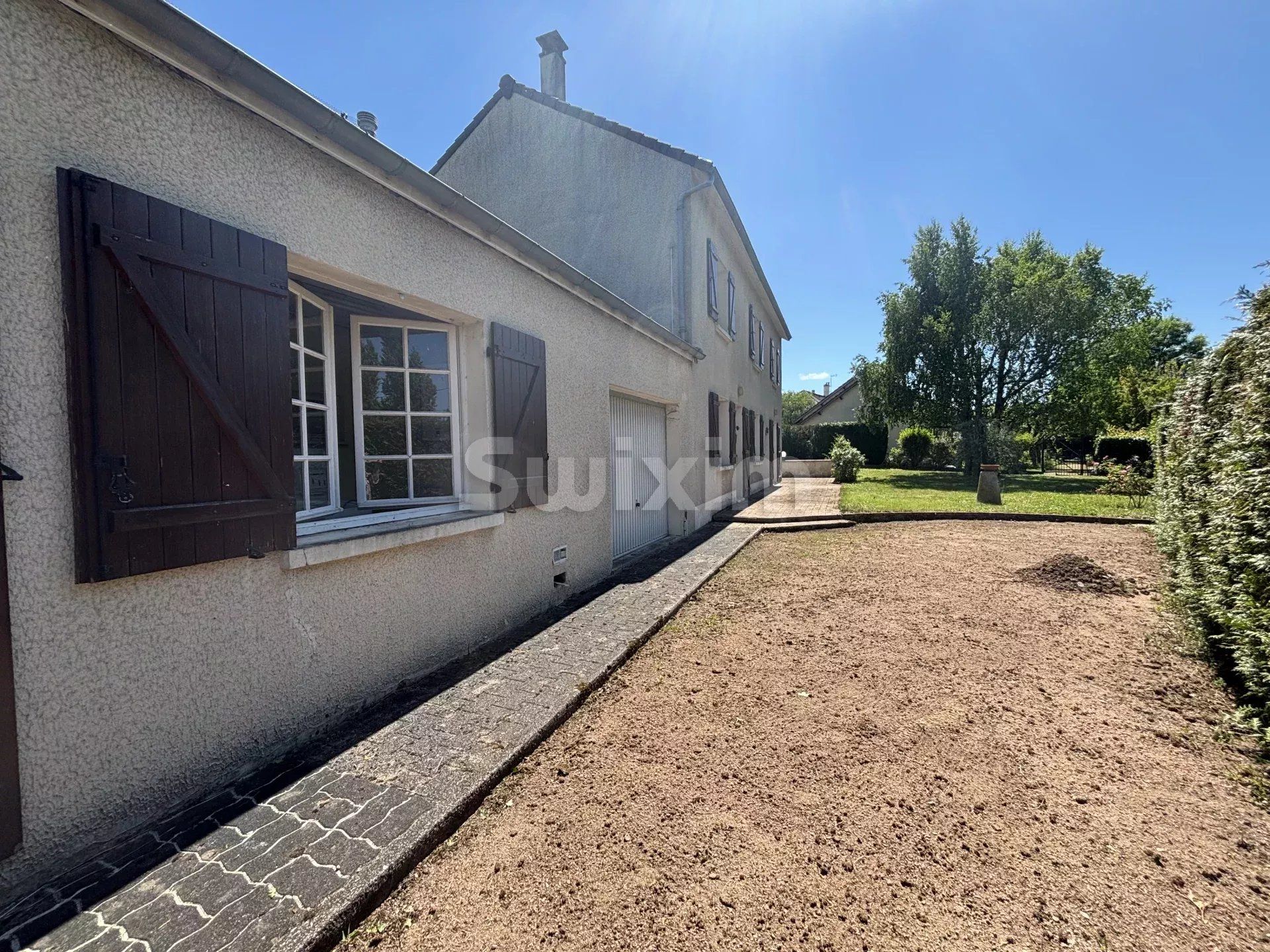 casa 5 Quartos para venda sobre Avallon (89200)