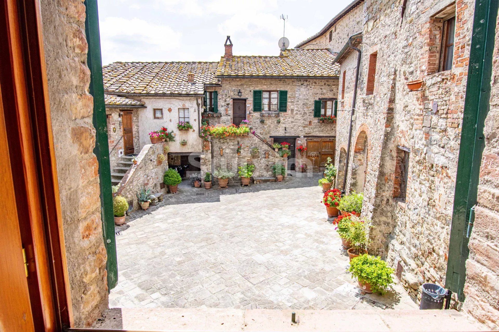 haus 5 Zimmer zum verkauf auf Castelnuovo Berardenga (53019)