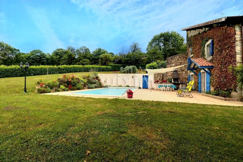 Vente Maison Ballaison 8 Pièces 300 m²