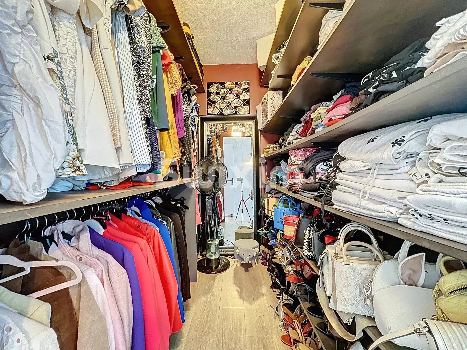 apartment 3 Rooms for sale on Ferney-Voltaire (01210)