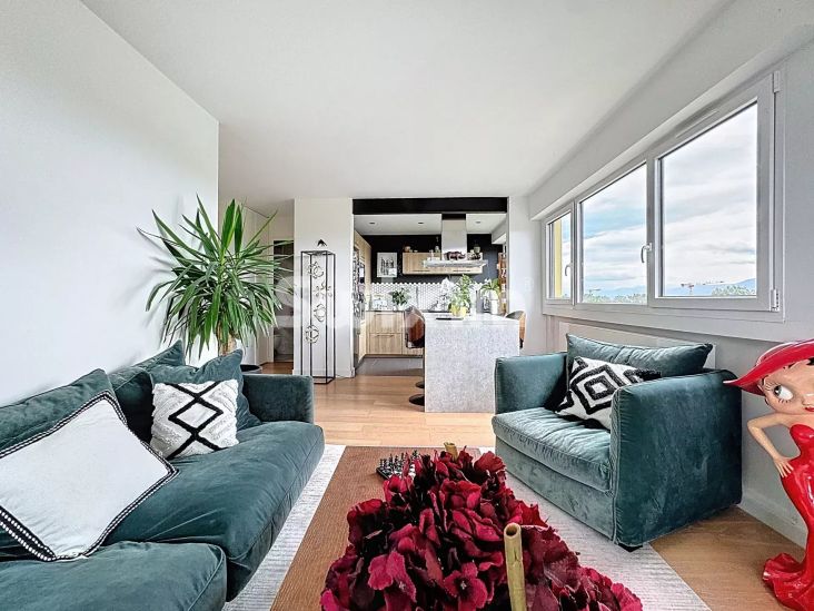 Sale Apartment Ferney-Voltaire 3&nbsp;Rooms 65&nbsp;m²