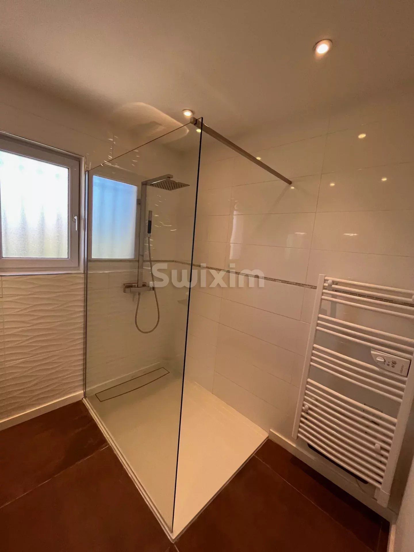 casa 6 Camere in vendita su Montélimar (26200)