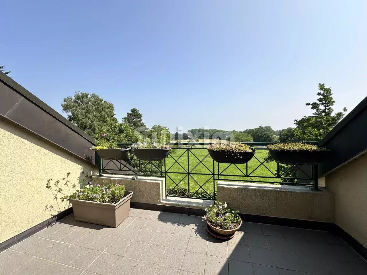 appartamento 7 Camere in affitto su Bardonnex (1257)