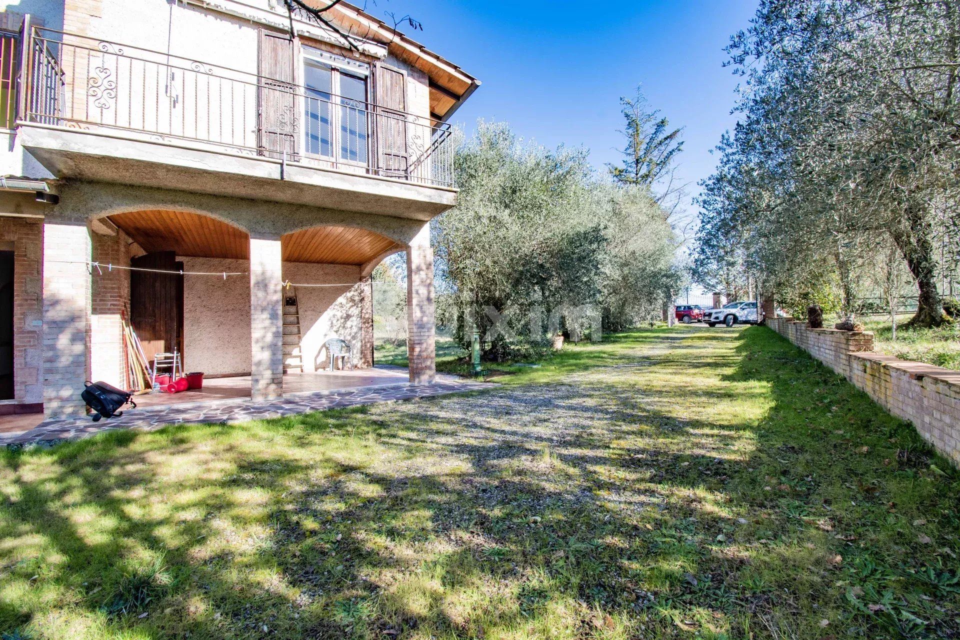 villa 10 Pièces en vente sur Castelnuovo Berardenga (53019)