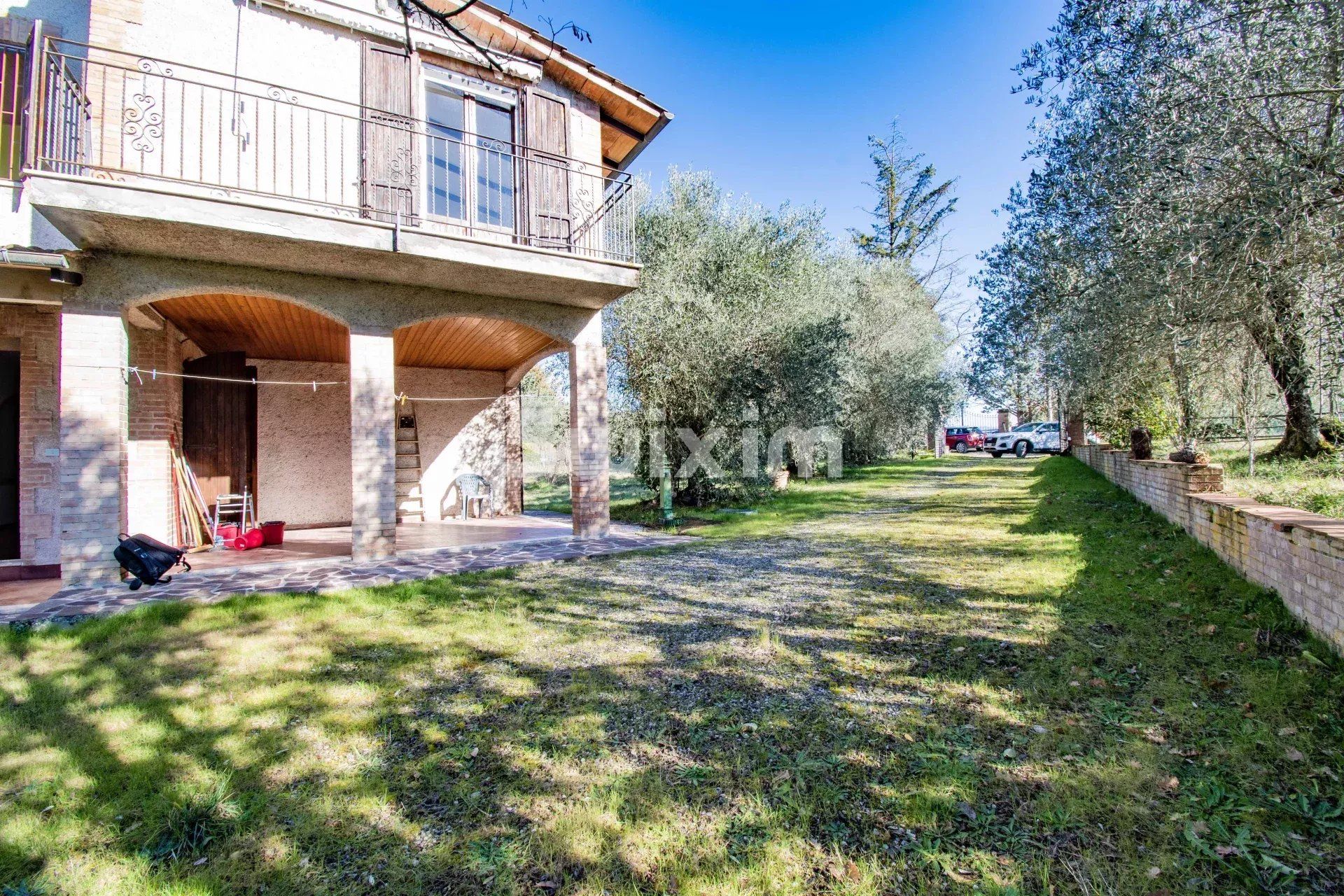 villa 10 Salas en venta en Castelnuovo Berardenga (53019)