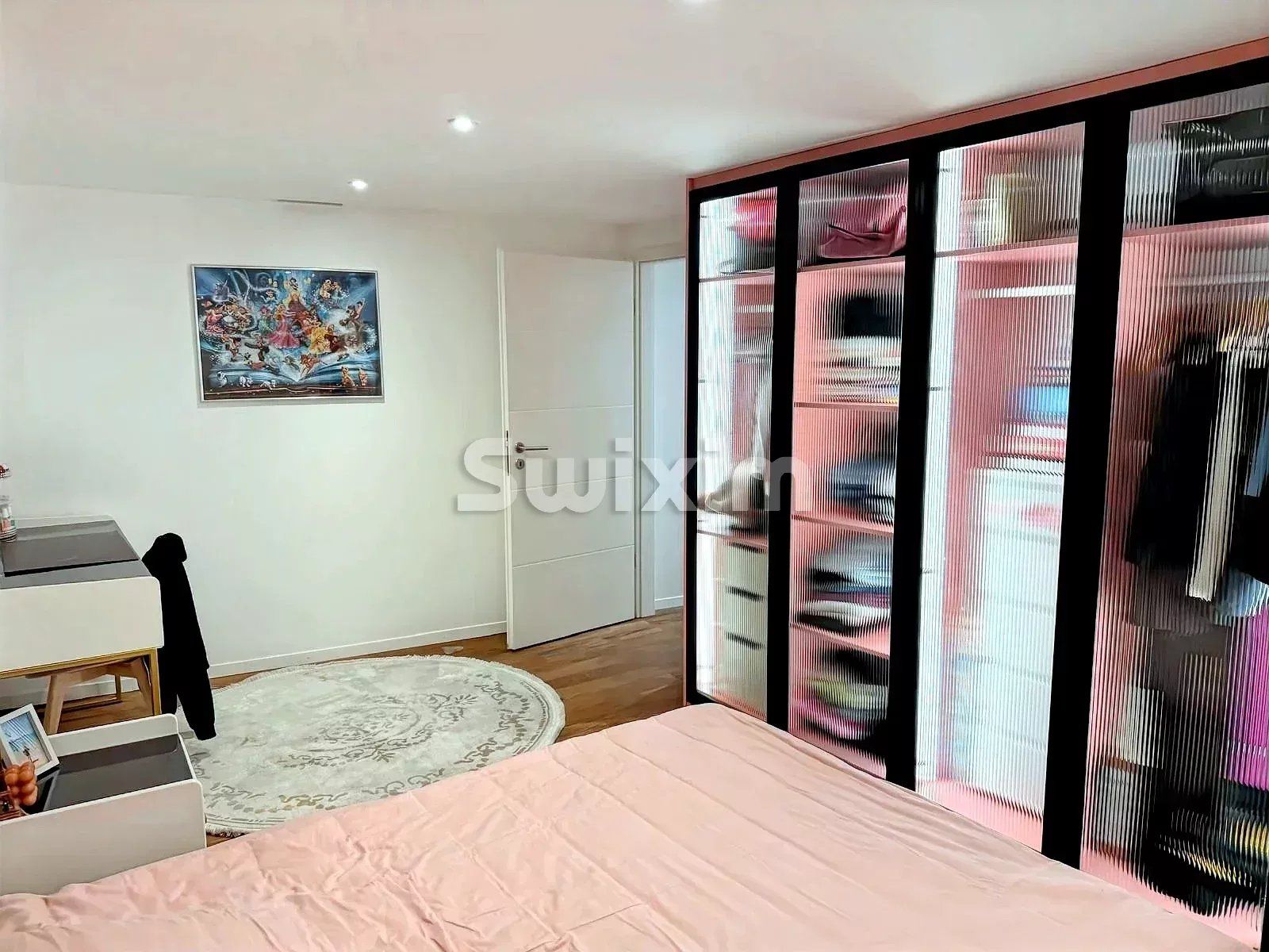 house 7 Rooms for sale on Laconnex (1287)