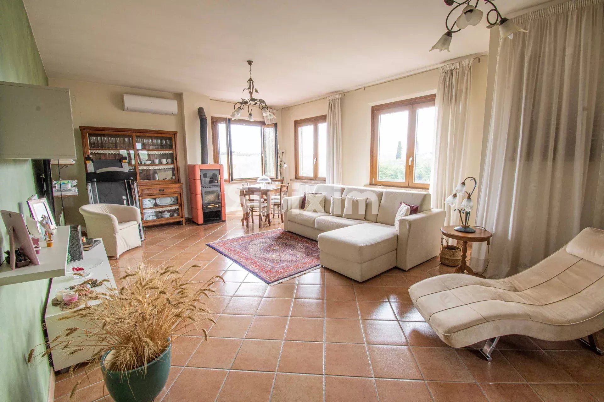 villa 10 Salas en venta en Castelnuovo Berardenga (53019)