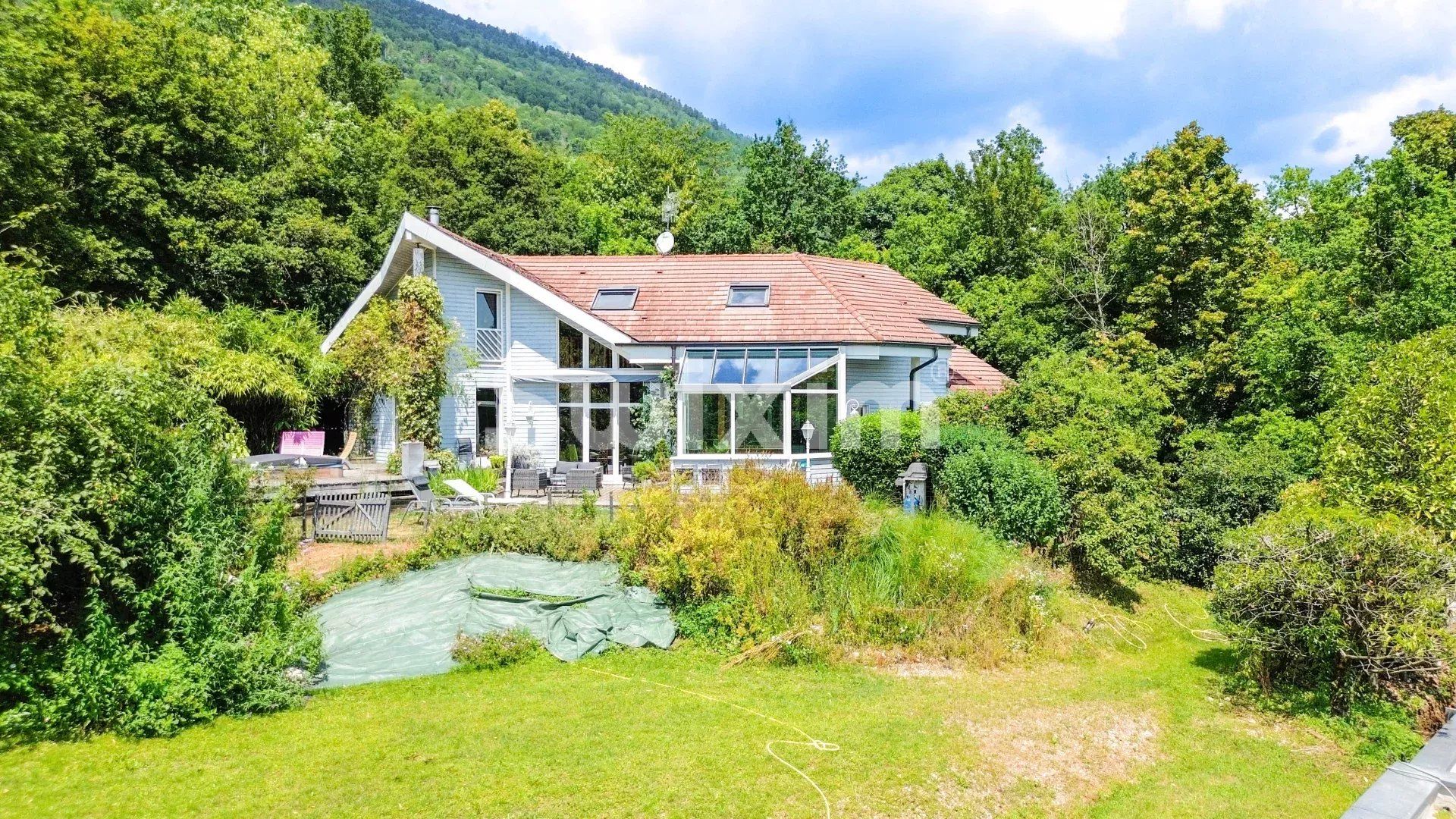 maison 7 Pièces en vente sur Échenevex (01170)