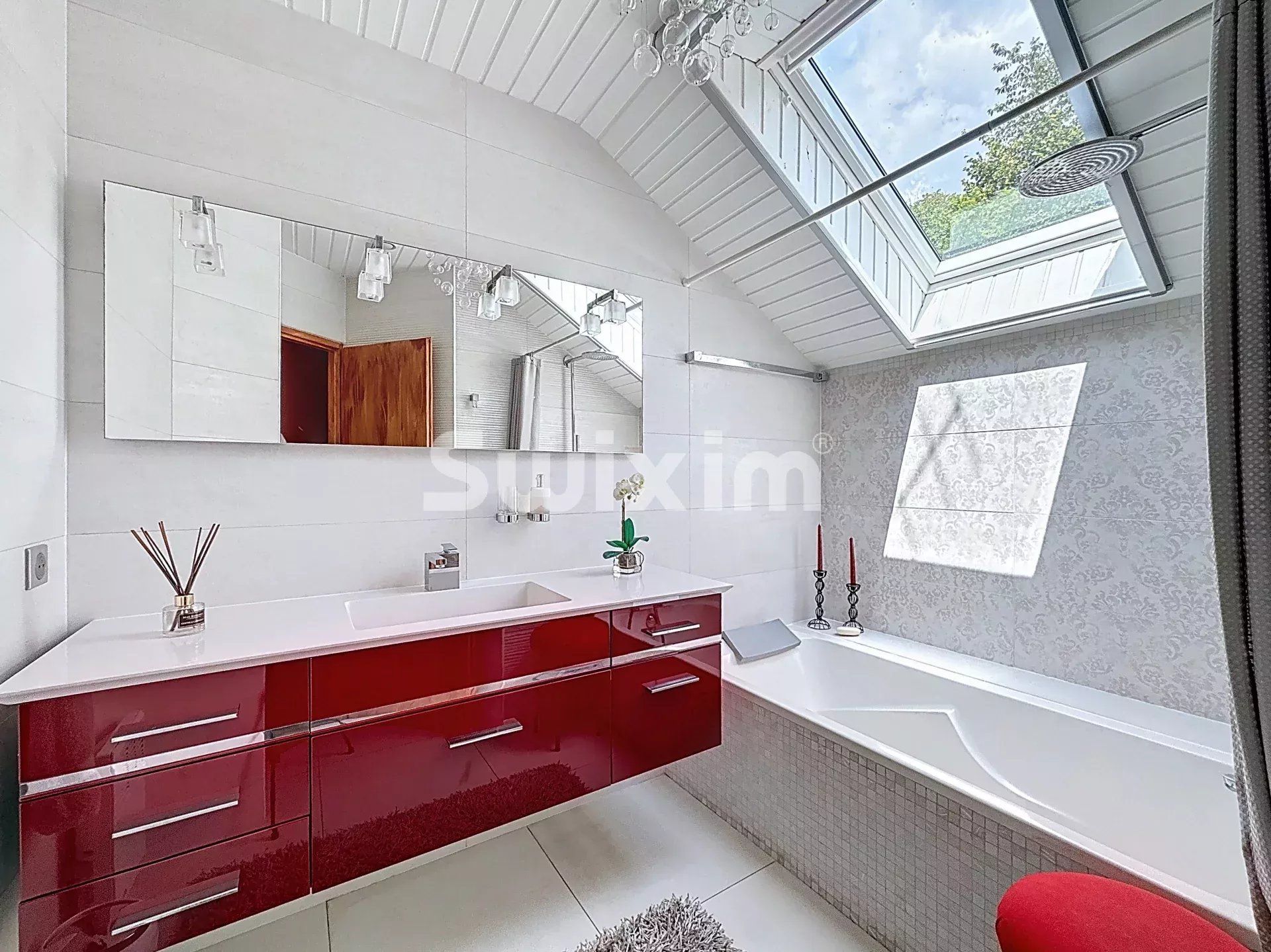 maison 7 Pièces en vente sur Échenevex (01170)