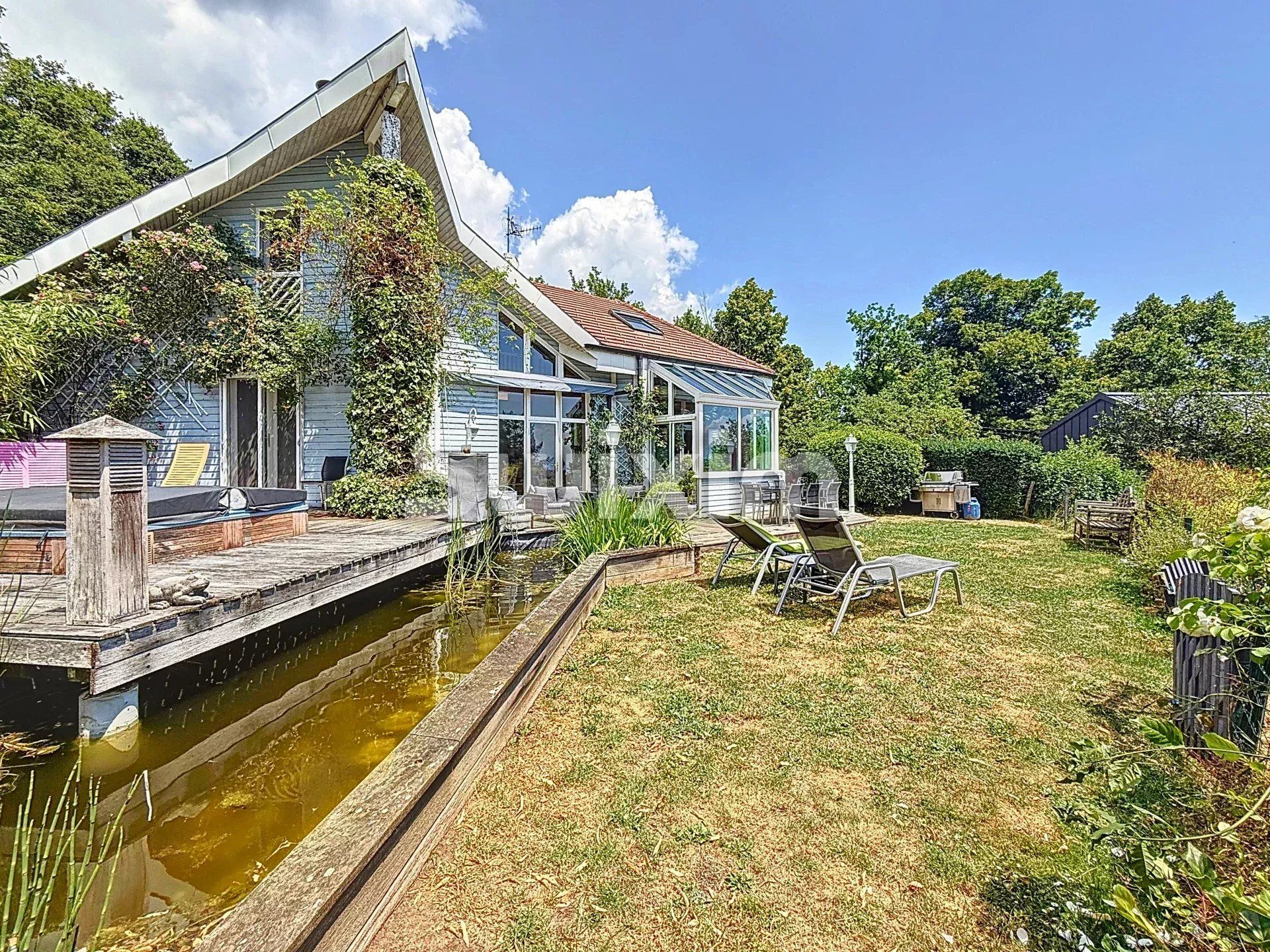 maison 7 Pièces en vente sur Échenevex (01170)