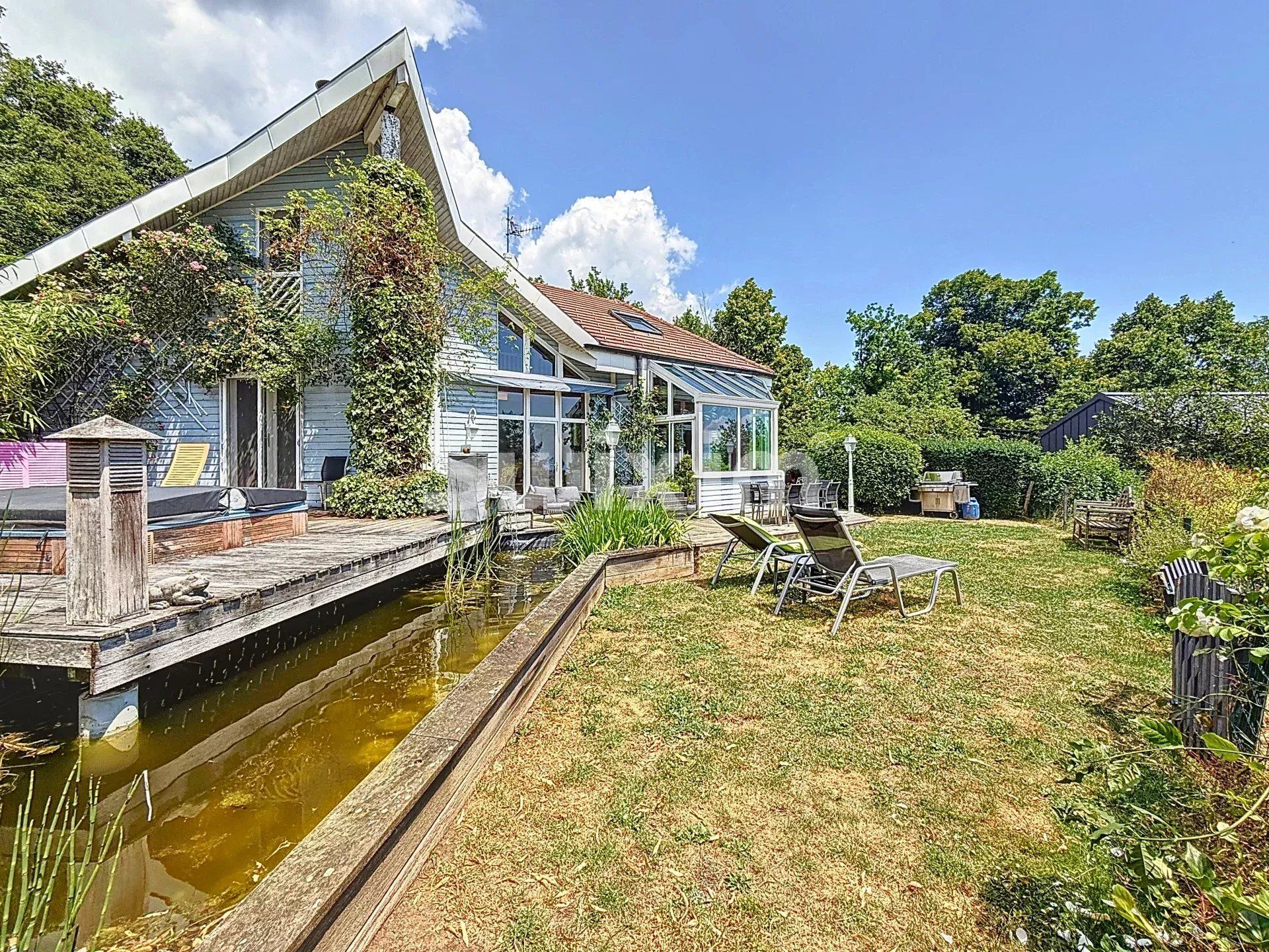 maison 7 Pièces en vente sur Échenevex (01170)