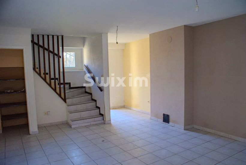 Vendita Fattoria Dole 5&nbsp;Camere 140&nbsp;m²