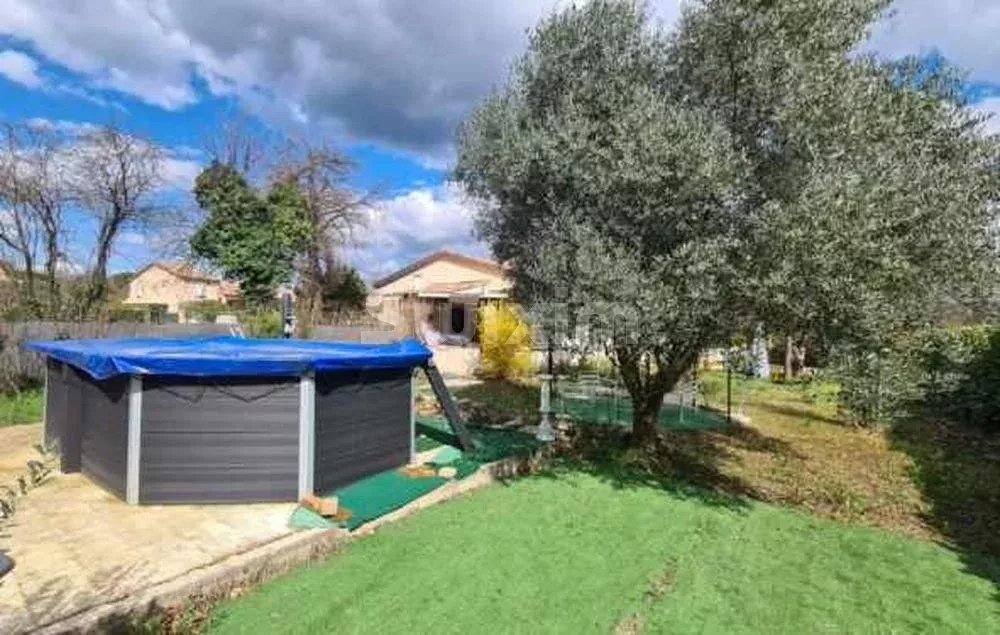 villa 4 Rooms for sale on Saint-Julien-les-Rosiers (30340)