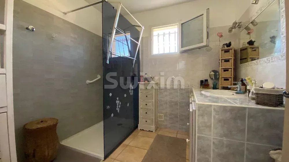 villa 4 Rooms for sale on Saint-Julien-les-Rosiers (30340)