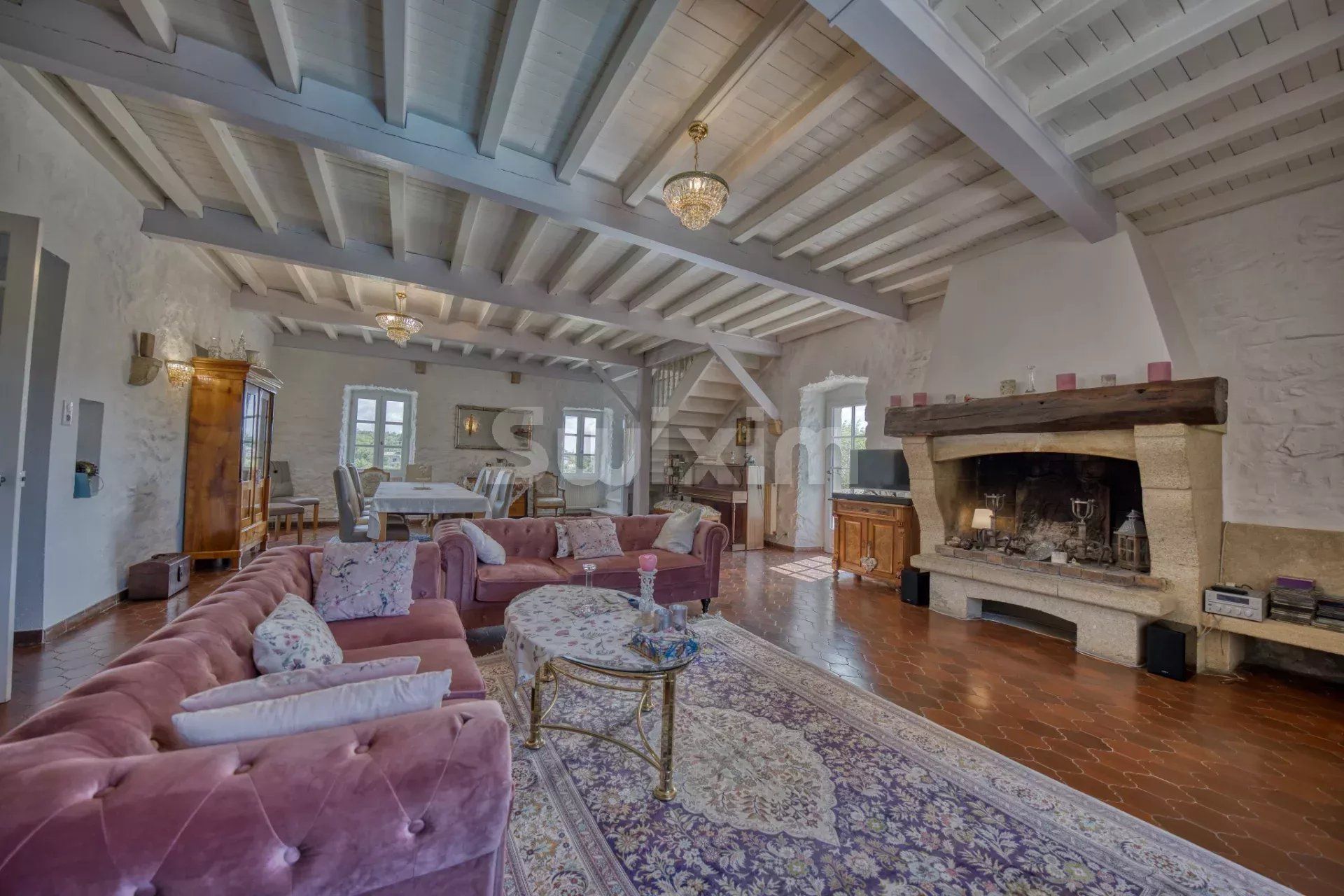 mas 10 Pièces en vente sur Les Vans (07140)