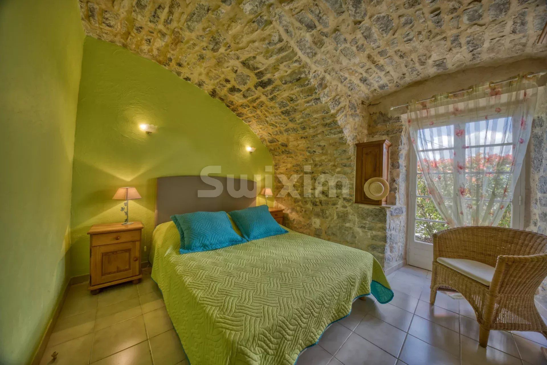 mas 10 Pièces en vente sur Les Vans (07140)