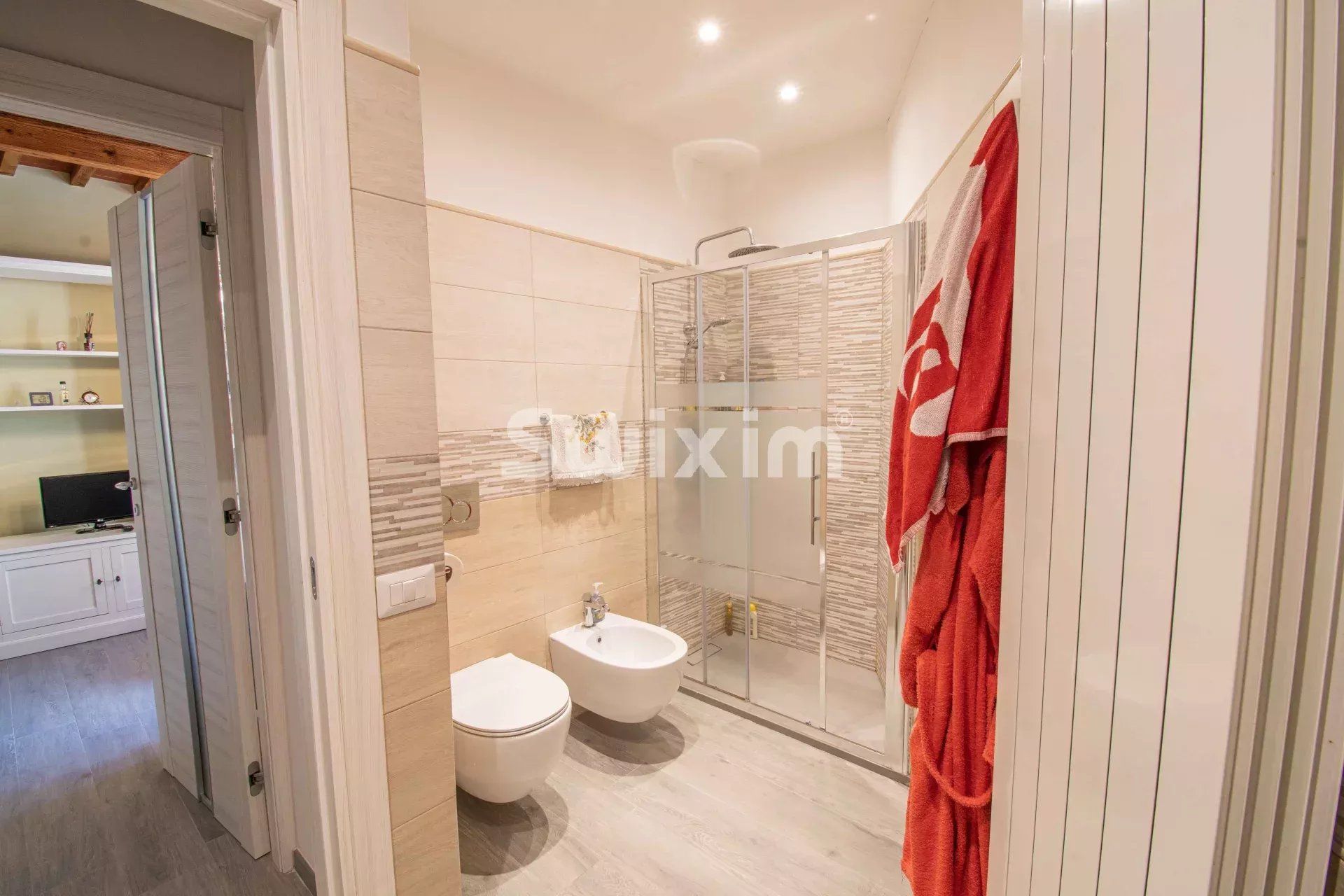 house 4 Rooms for sale on Castelnuovo Berardenga (53019)