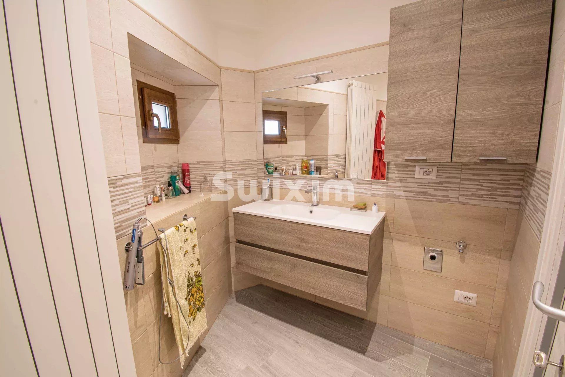 house 4 Rooms for sale on Castelnuovo Berardenga (53019)