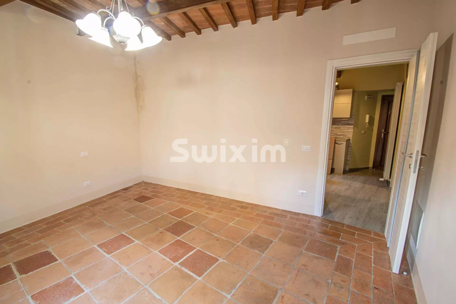 house 4 Rooms for sale on Castelnuovo Berardenga (53019)