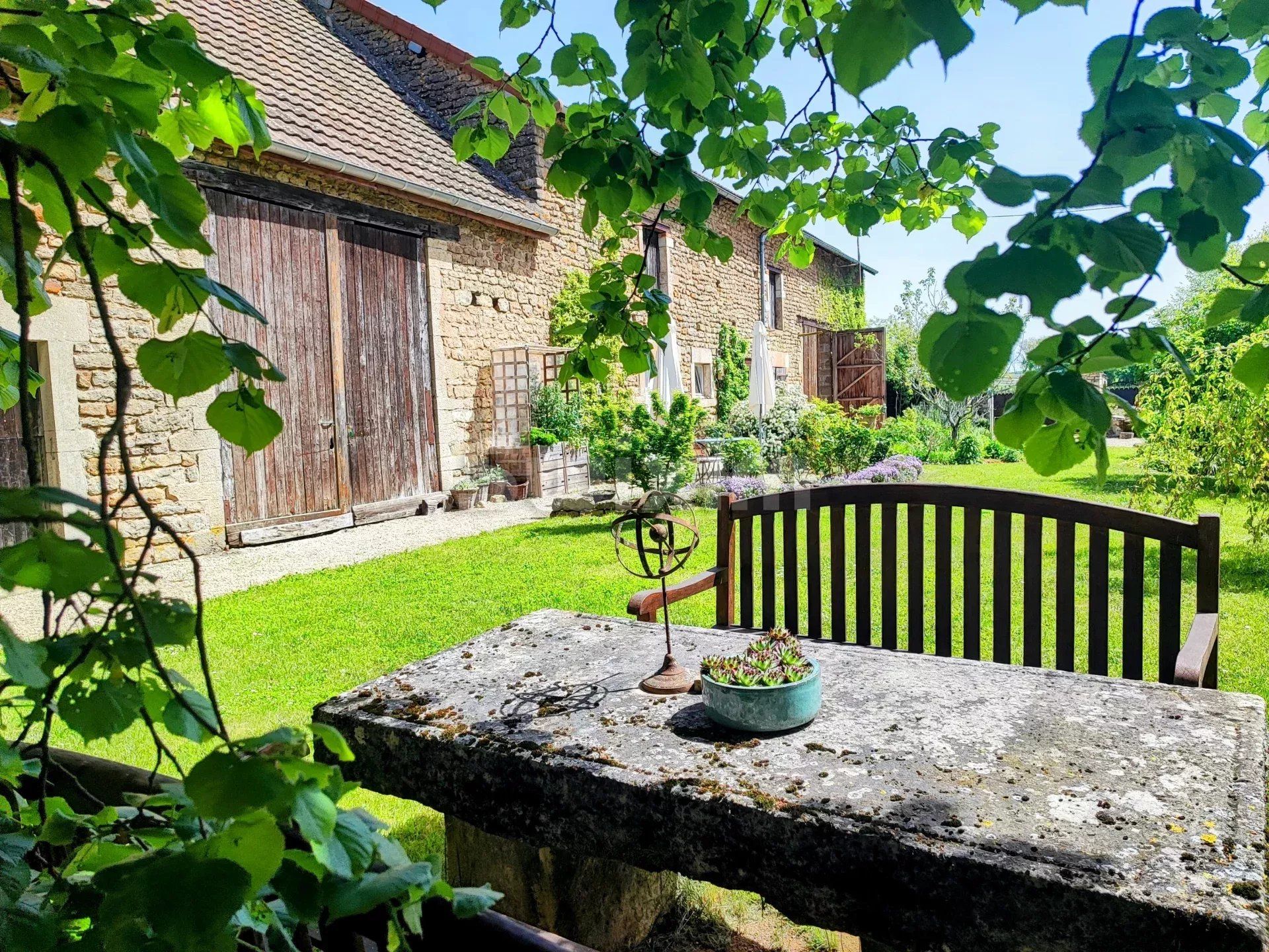 propriété 8 Pièces en vente sur Beaune (21200)