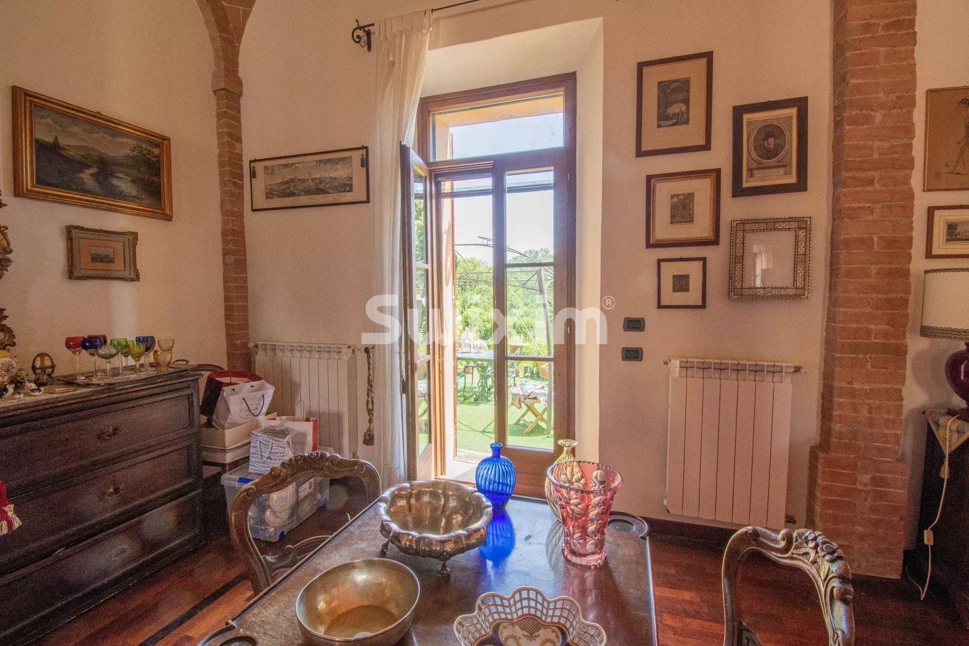 apartamento 5 Salas en venta en Siena (53100)