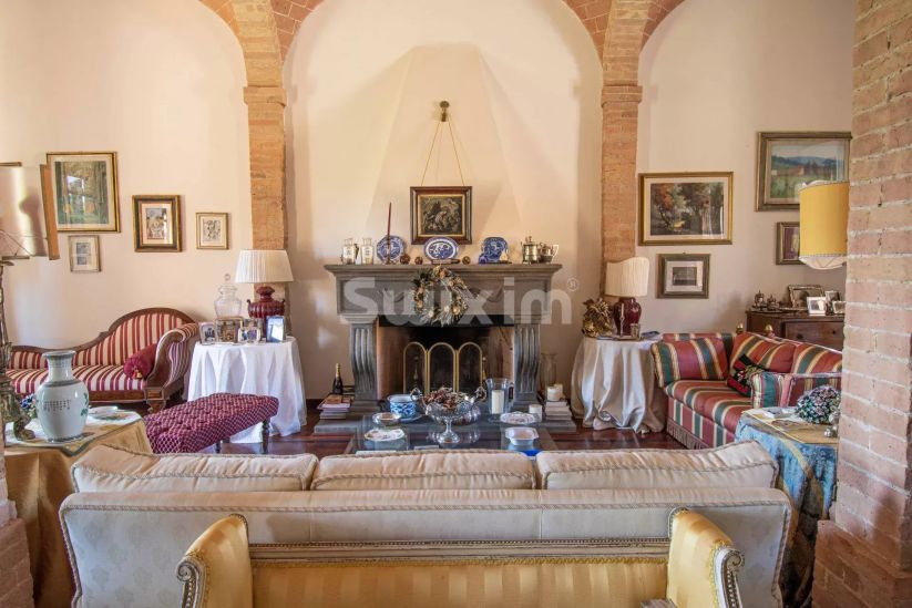 Vente Appartement Siena 5 Pièces 200 m²