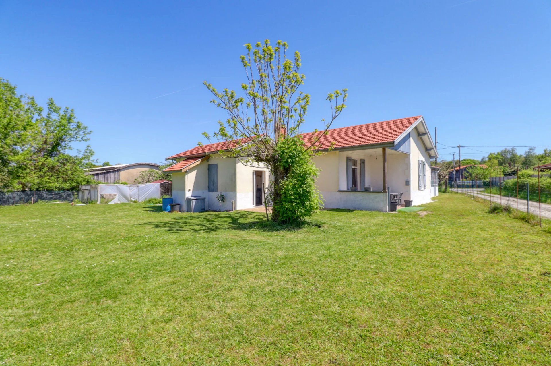 haus 5 Zimmer zum verkauf auf Saumos (33680)