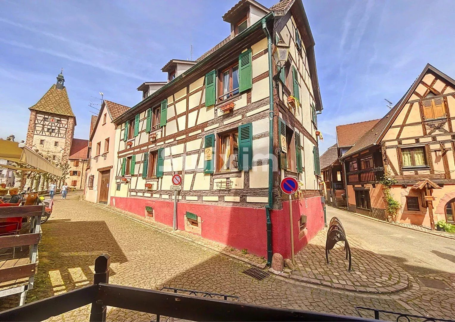 Mietshaus 15 Zimmer zum verkauf auf Bergheim (68750)