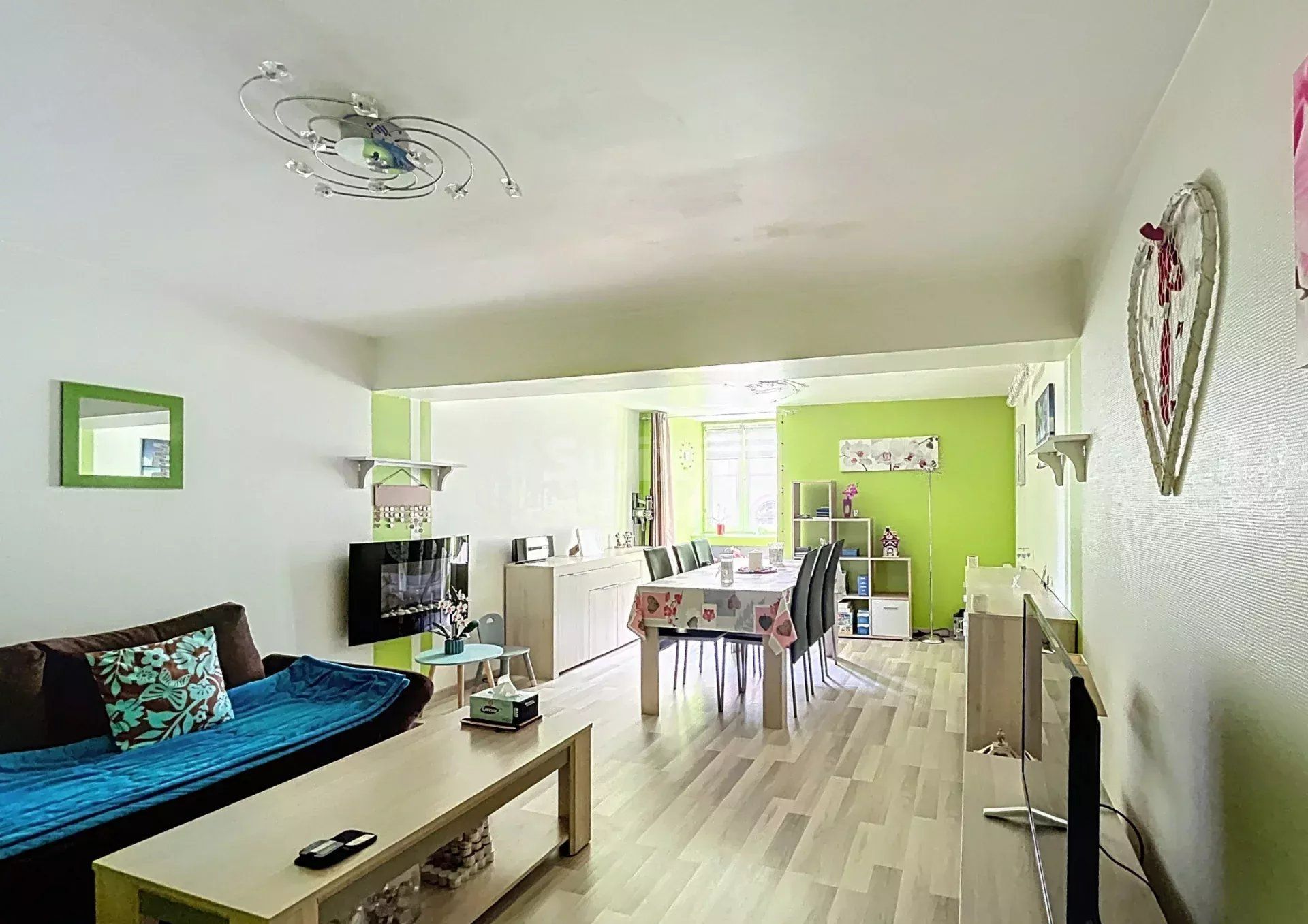 house 8 Rooms for sale on Riquewihr (68340)