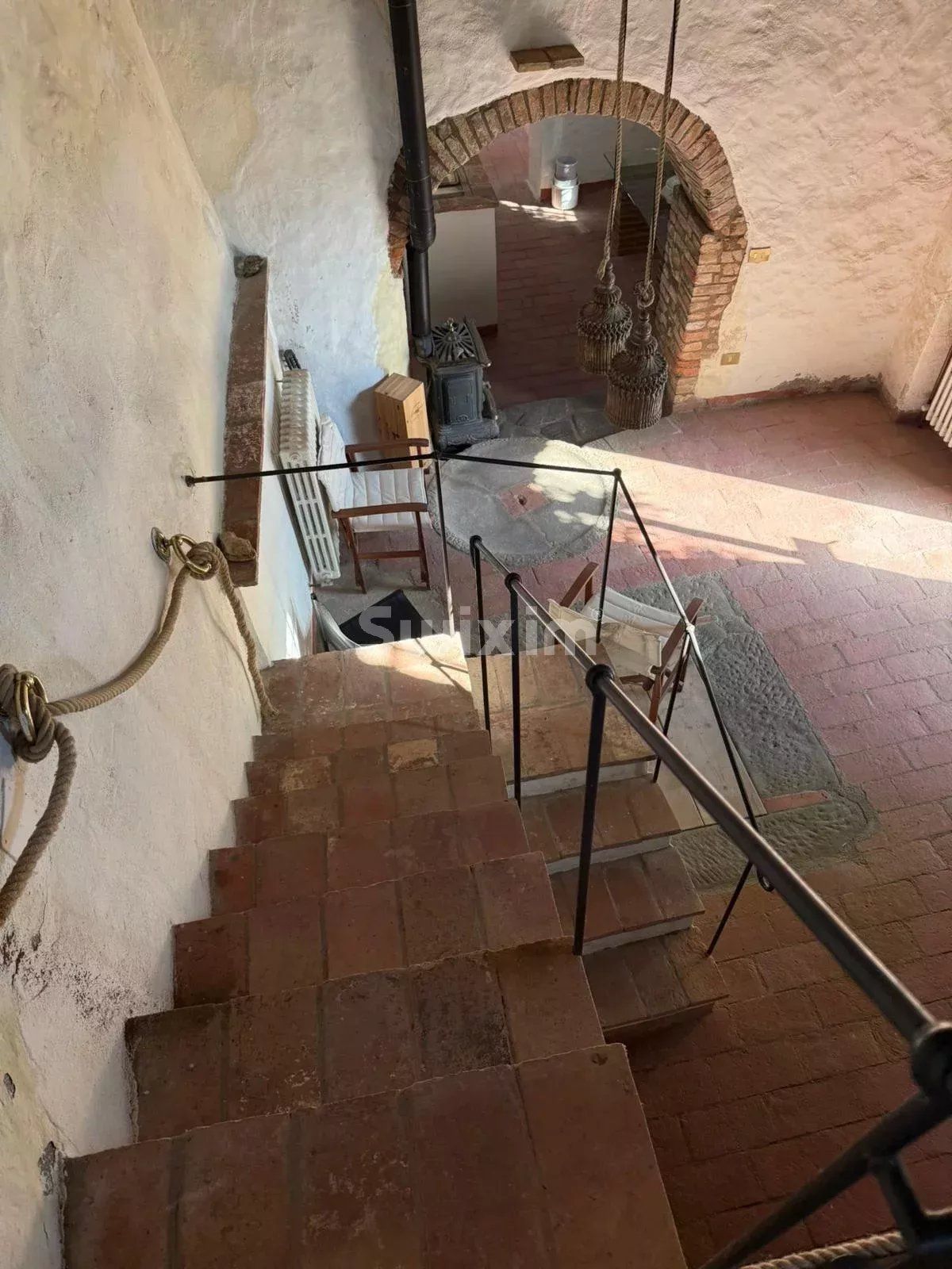 maison 4 Pièces en vente sur Bucine (52021)