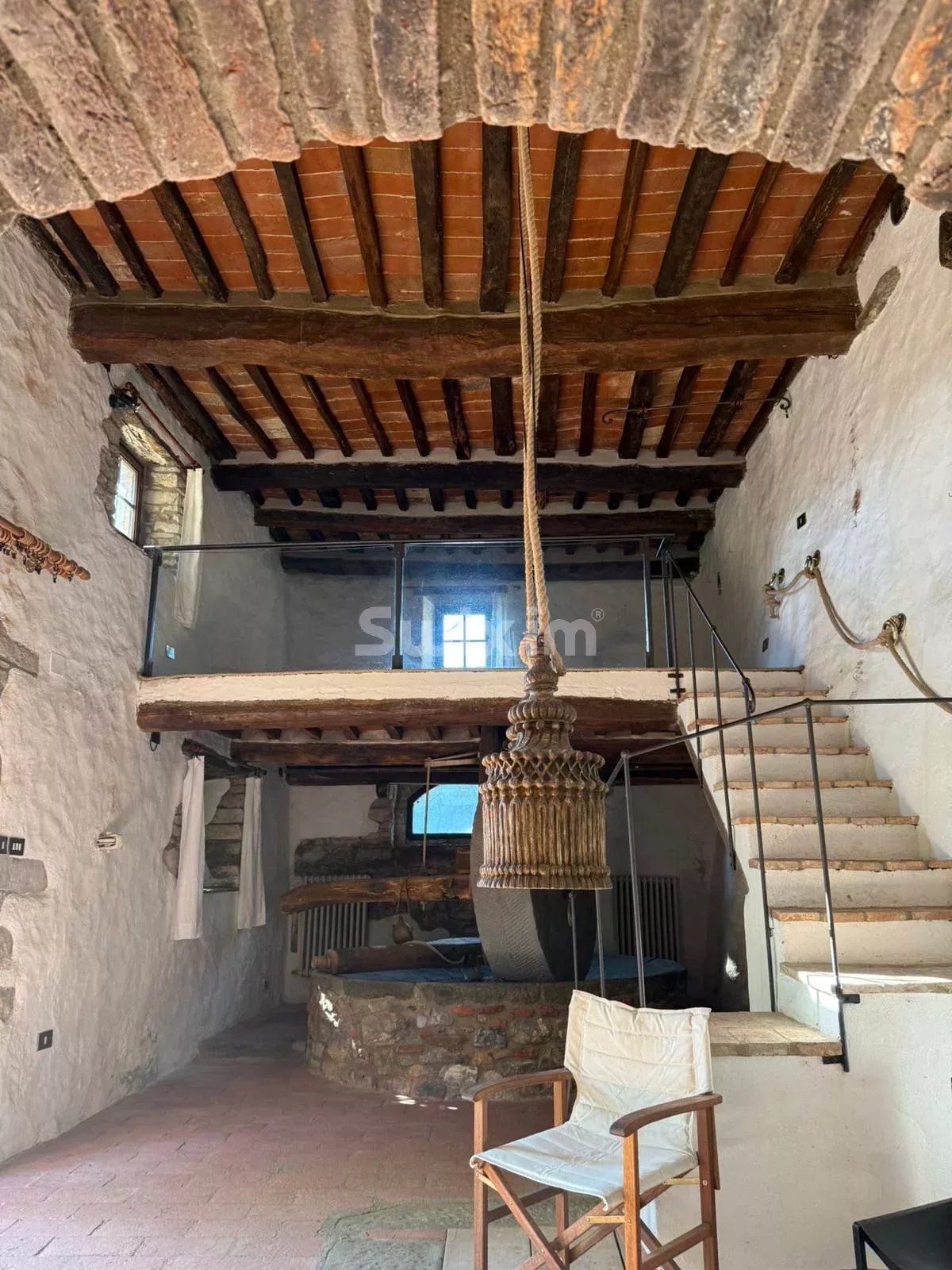 maison 4 Pièces en vente sur Bucine (52021)