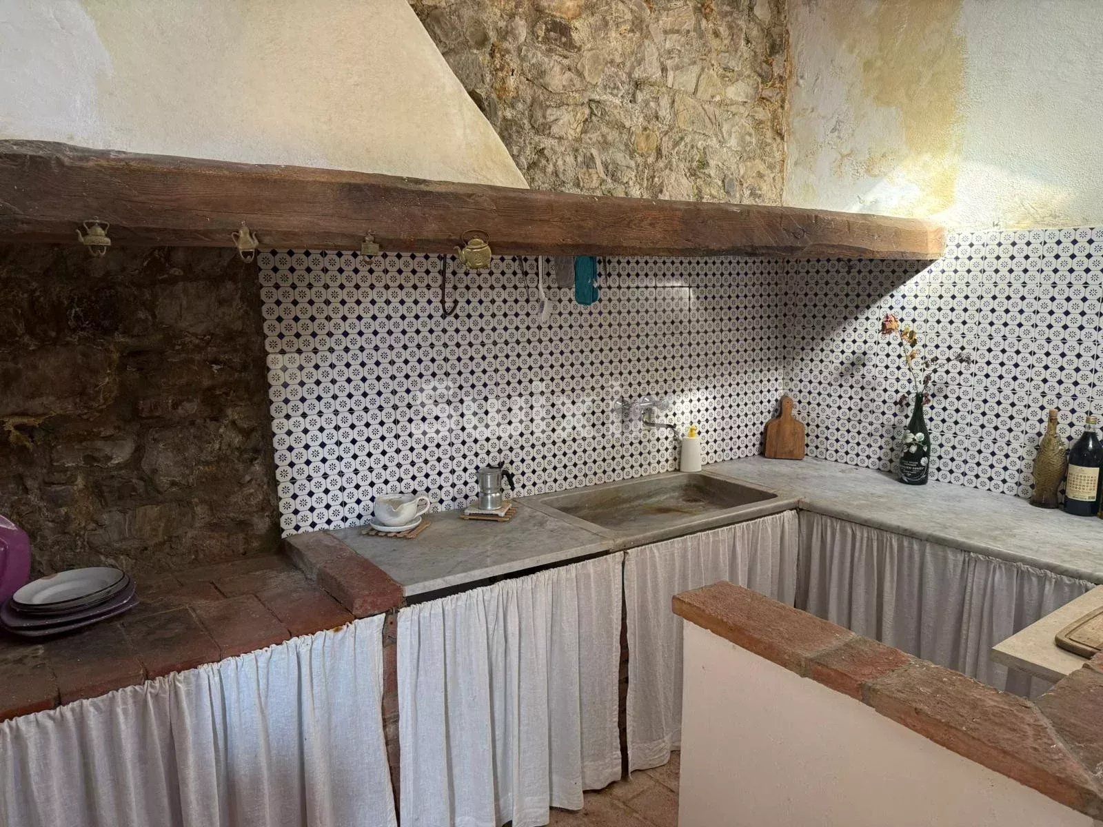 maison 4 Pièces en vente sur Bucine (52021)