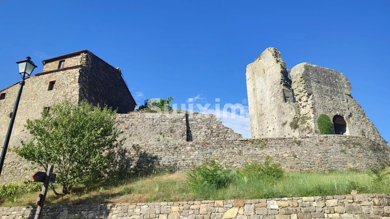 maison 4 Pièces en vente sur Bucine (52021)