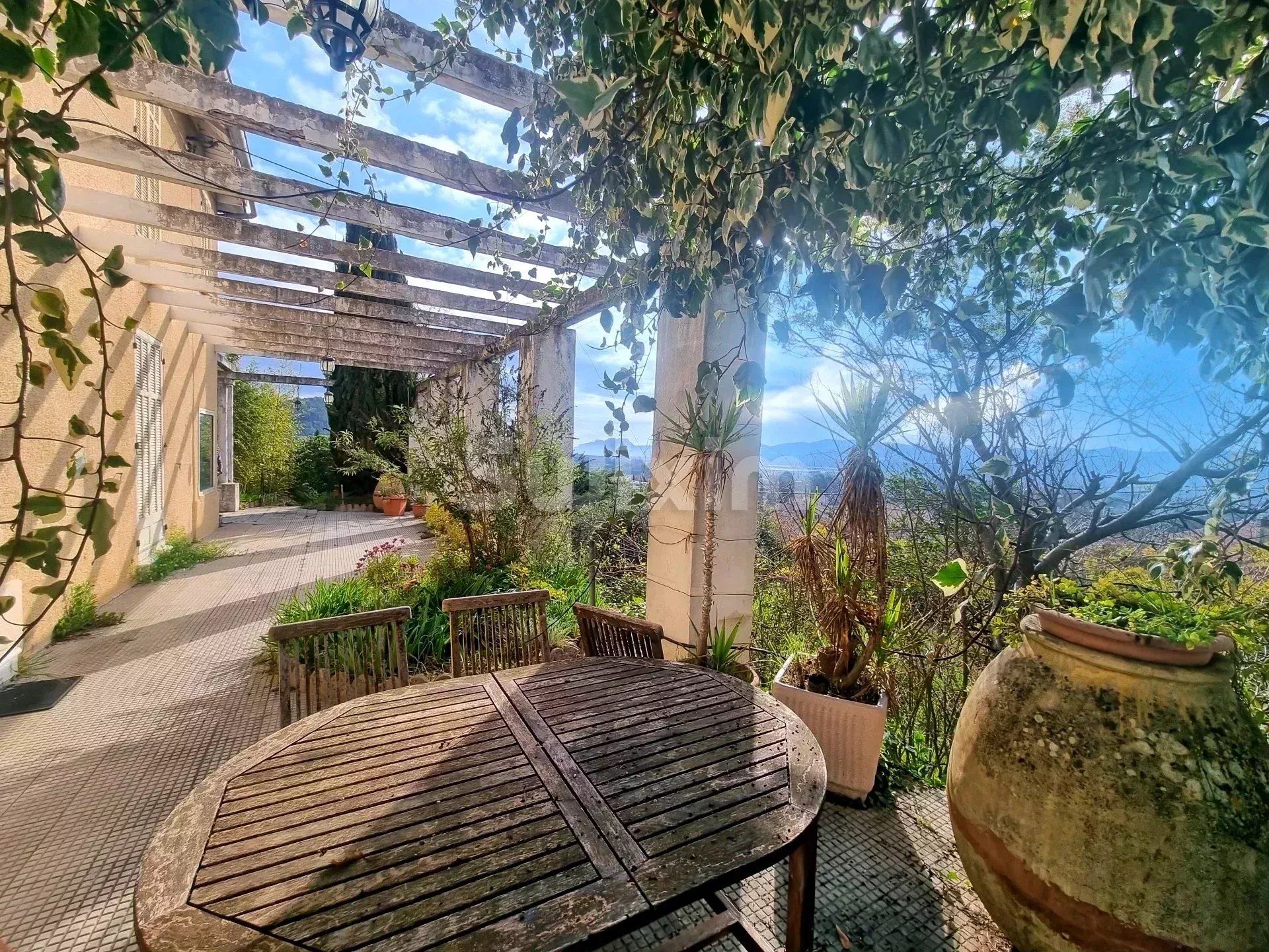 casa 8 Quartos para venda sobre Les Arcs (83460)