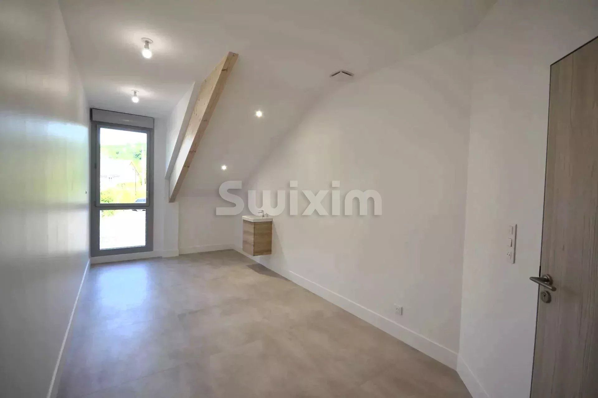 commerce 1 pièce en location sur Sallenôves (74270)