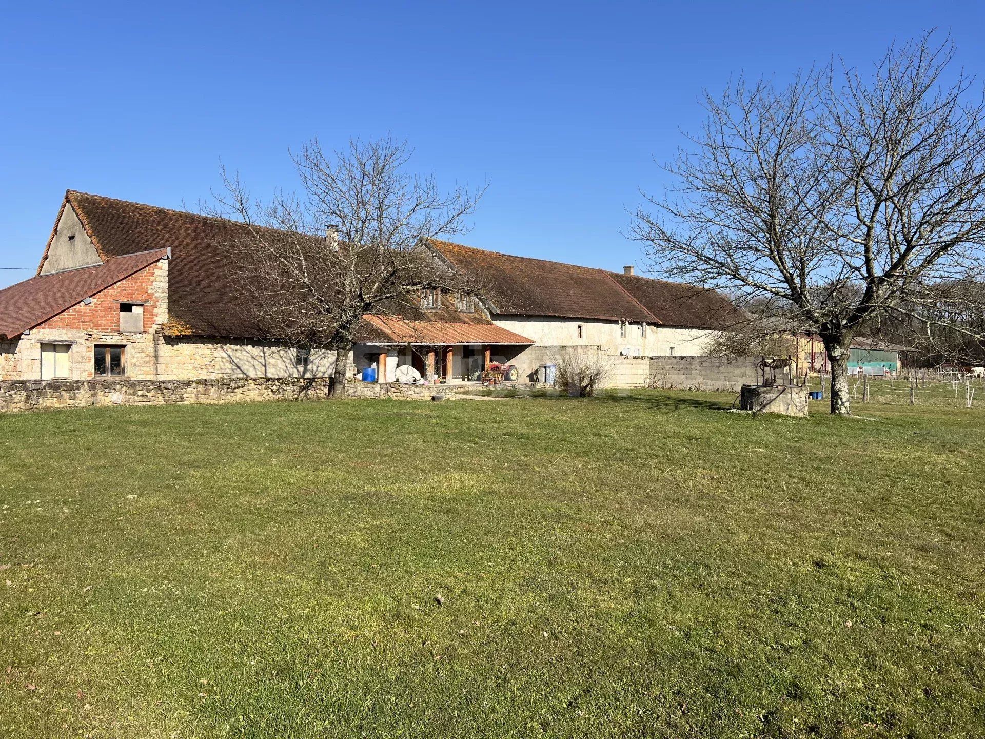 maison 5 Pièces en vente sur Lons-le-Saunier (39000)