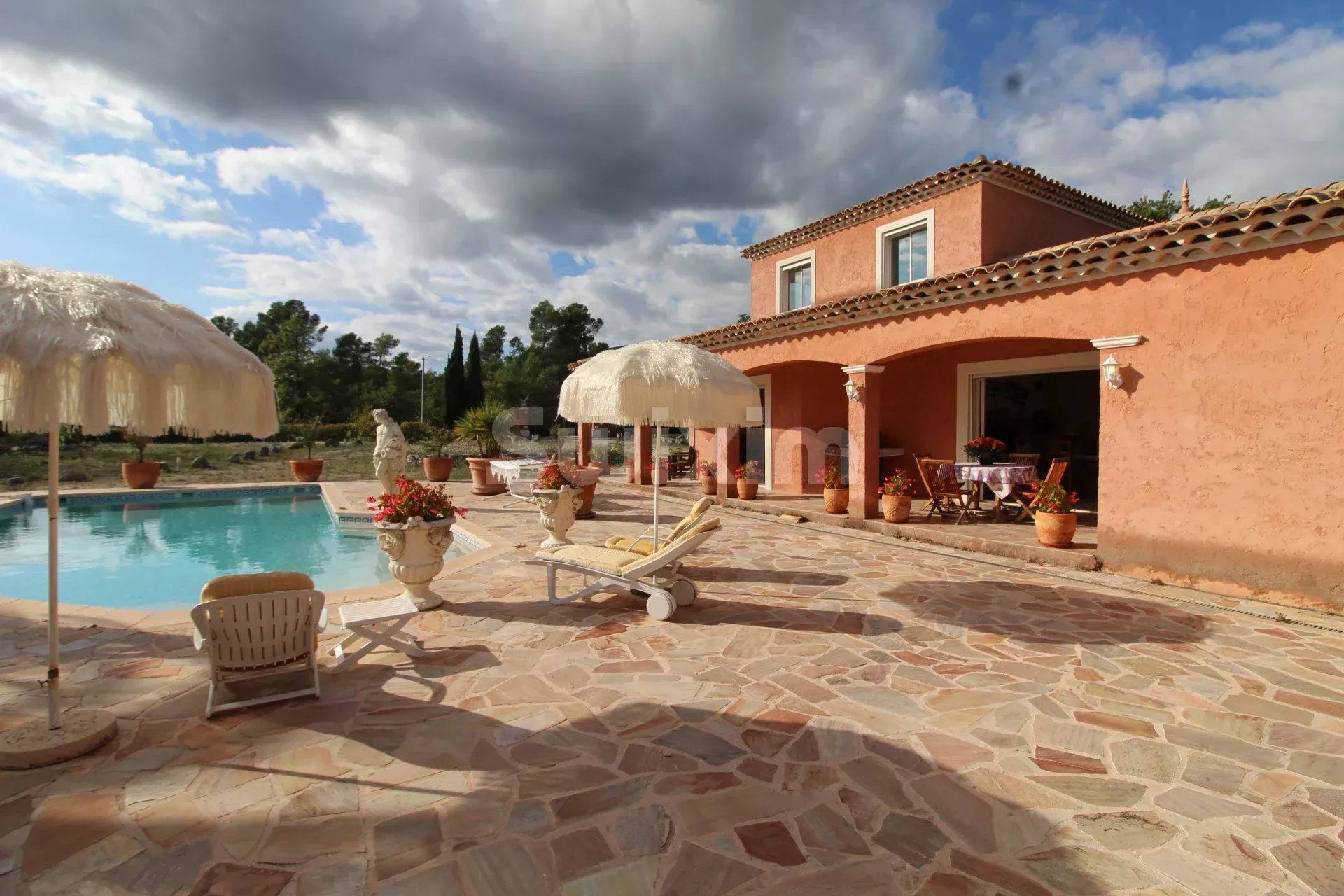 propriedade 7 Quartos para venda sobre Fayence (83440)