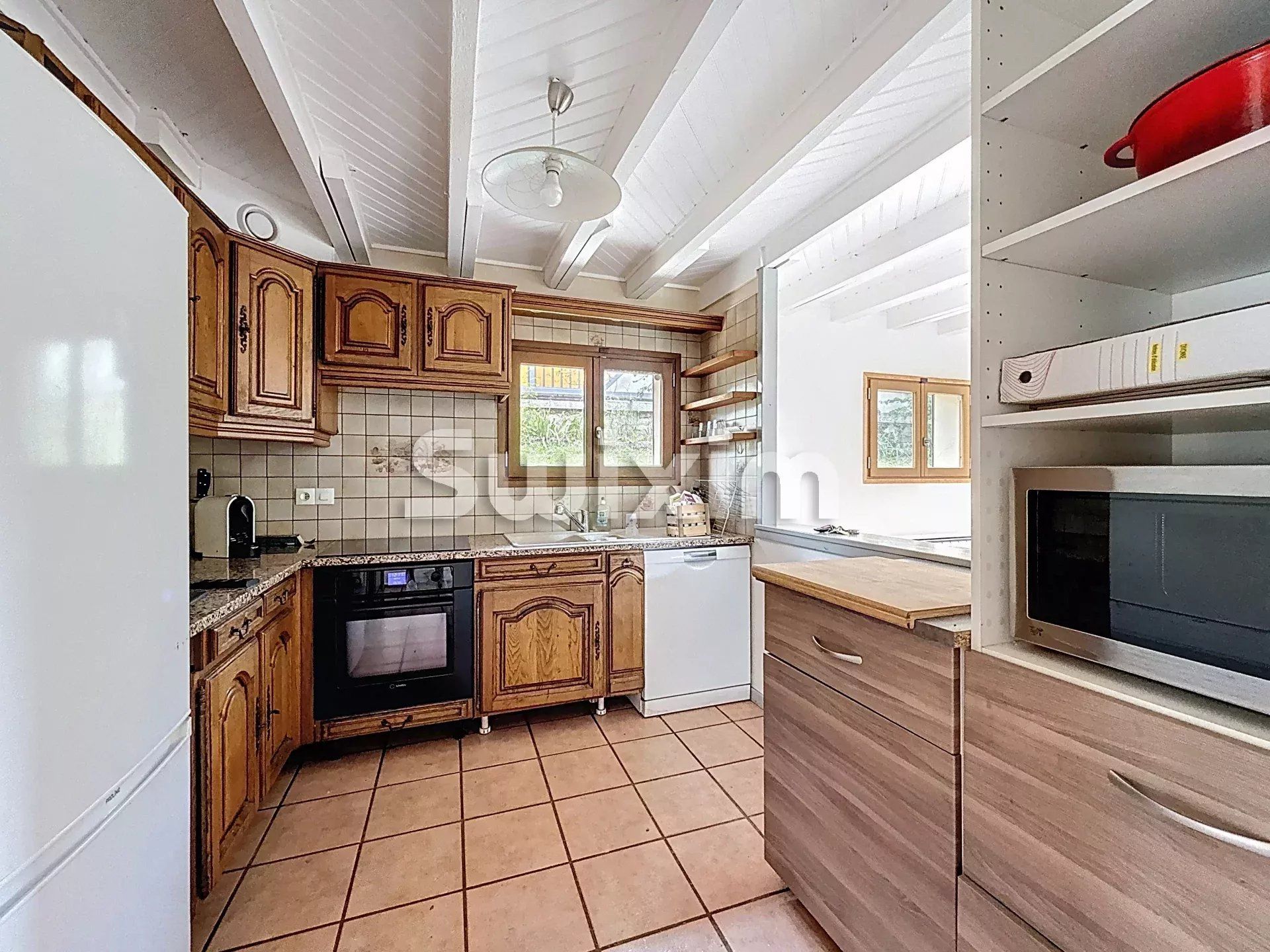 casa 7 Camere in vendita su Divonne-les-Bains (01220)