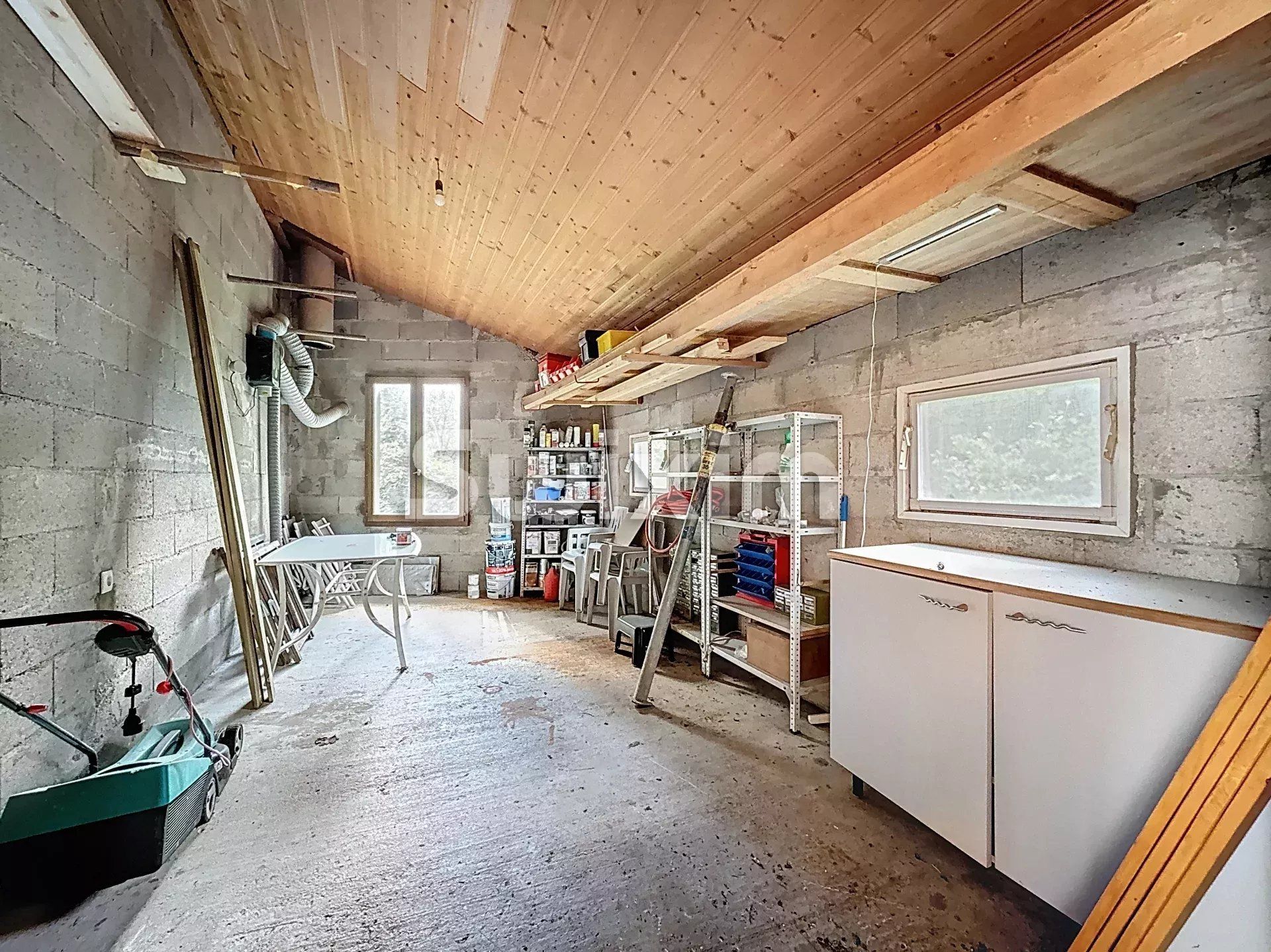 casa 7 Camere in vendita su Divonne-les-Bains (01220)