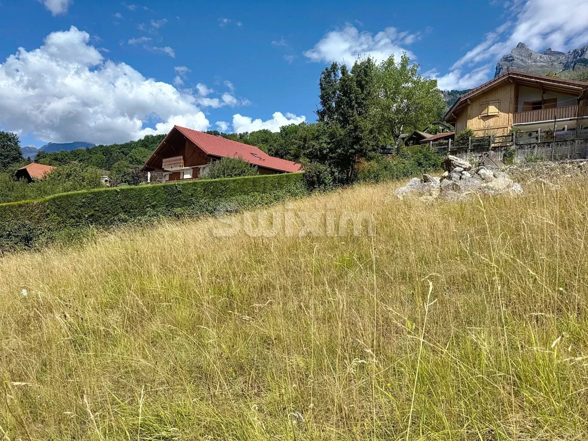 buildable land for sale on Passy (74190)