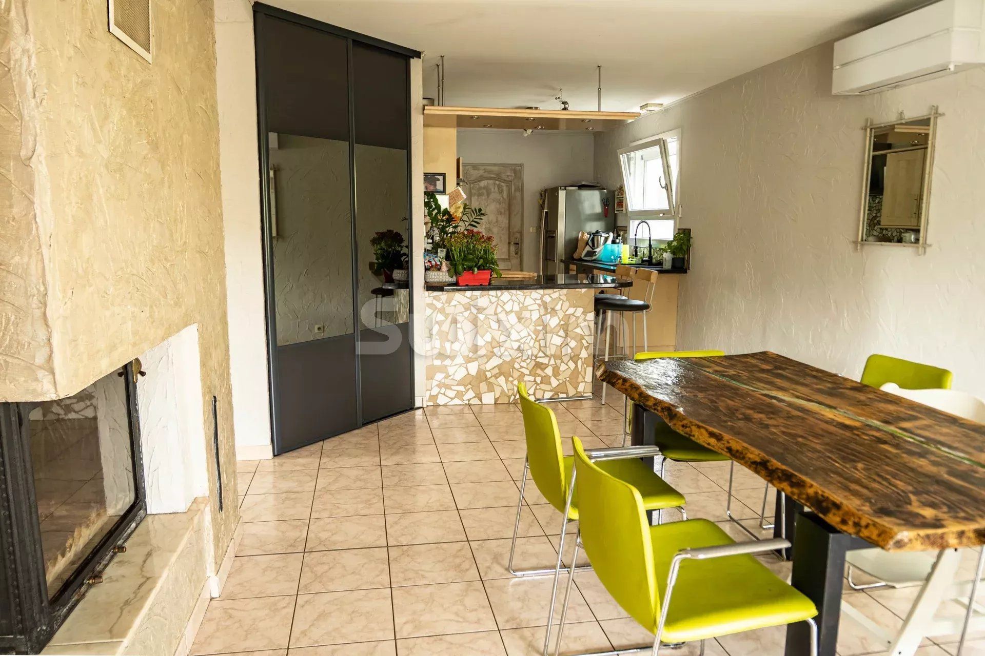 house 7 Rooms for sale on Loisin (74140)