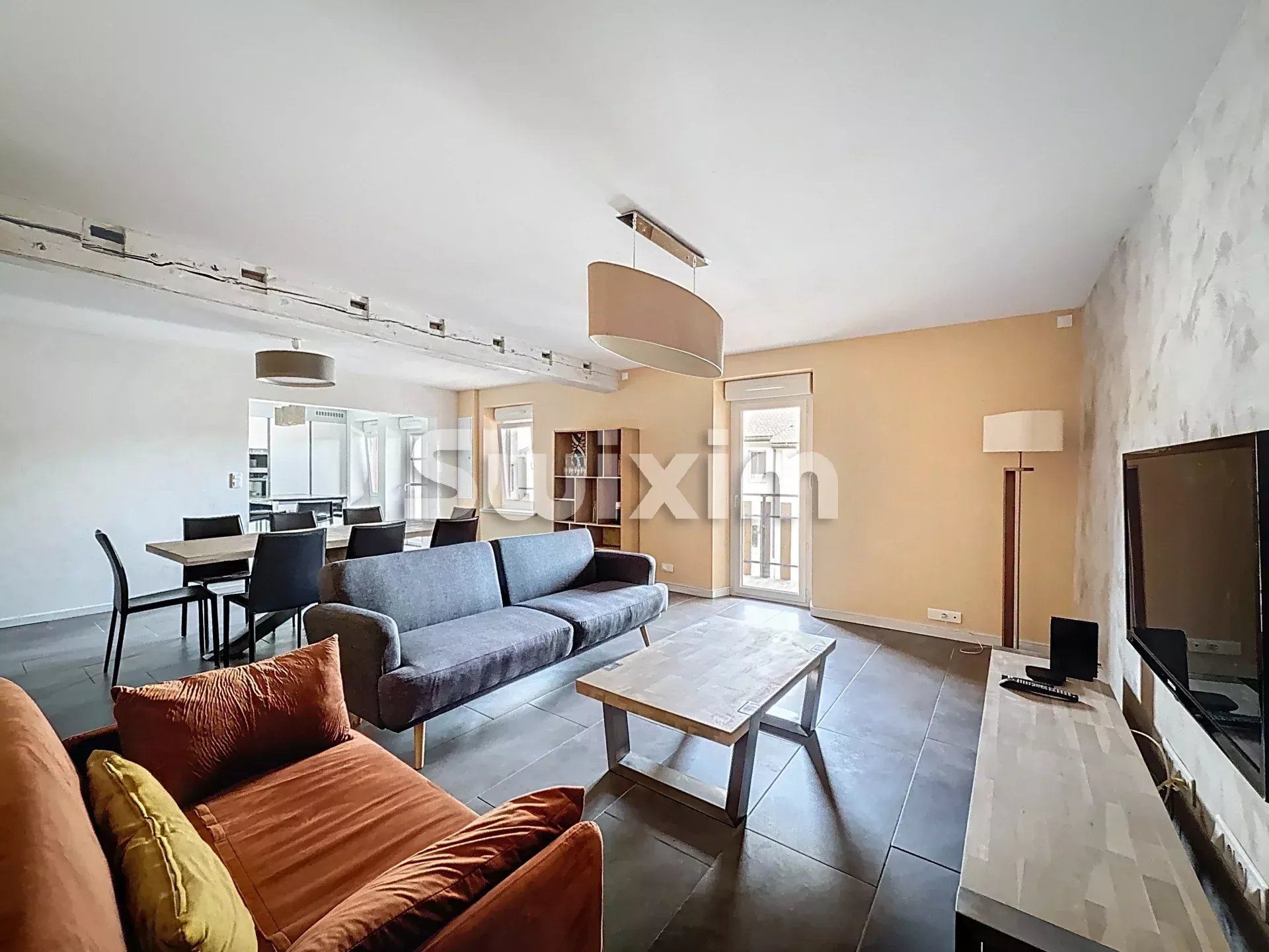 apartamento 4 Quartos para venda sobre Cessy (01170)