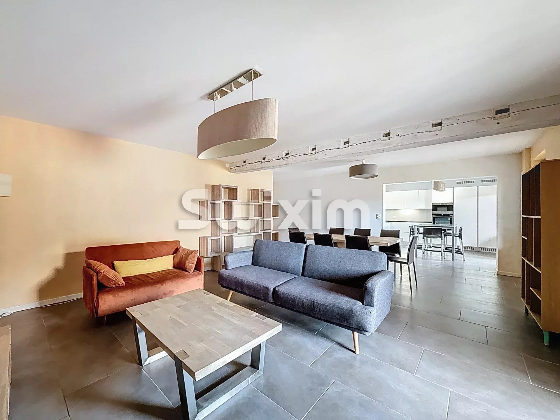 apartamento 4 Quartos para venda sobre Cessy (01170)