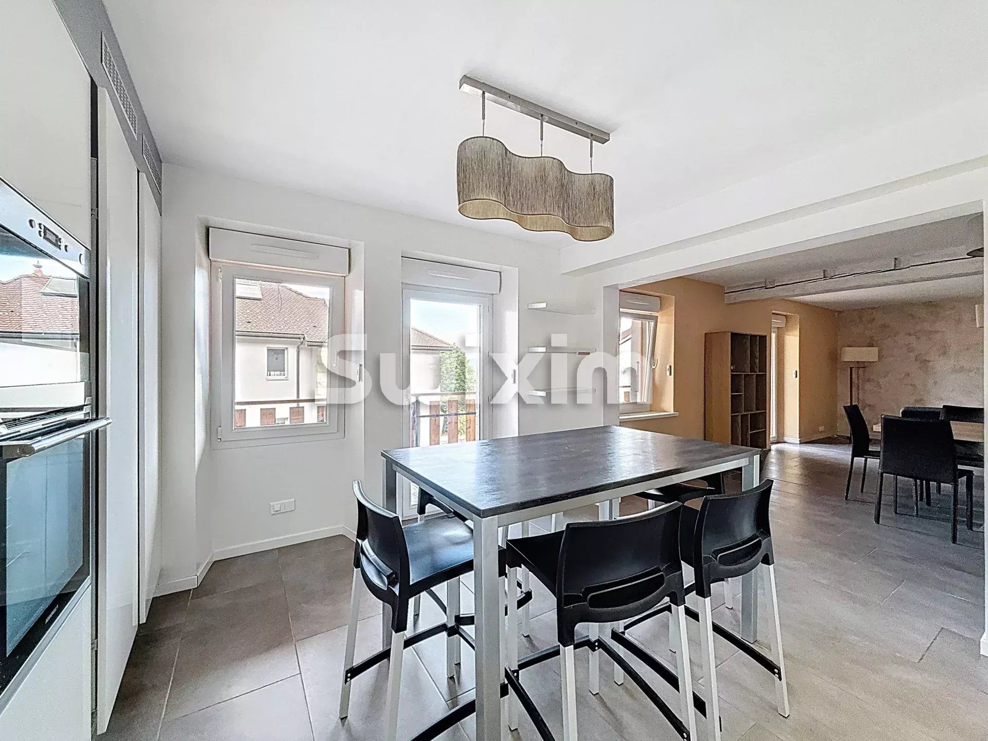 apartamento 4 Quartos para venda sobre Cessy (01170)