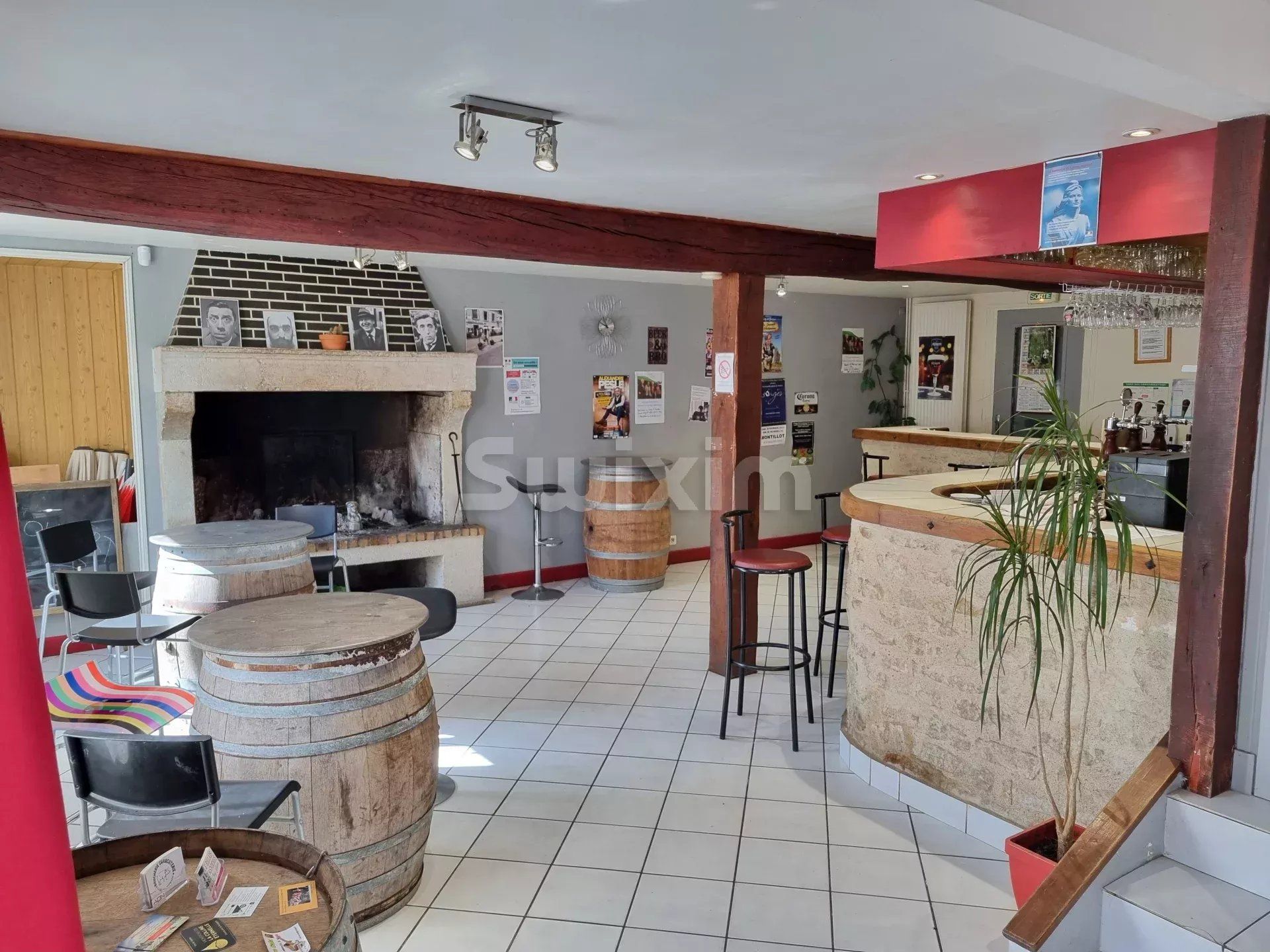 house 6 Rooms for sale on Asnières-sous-Bois (89660)