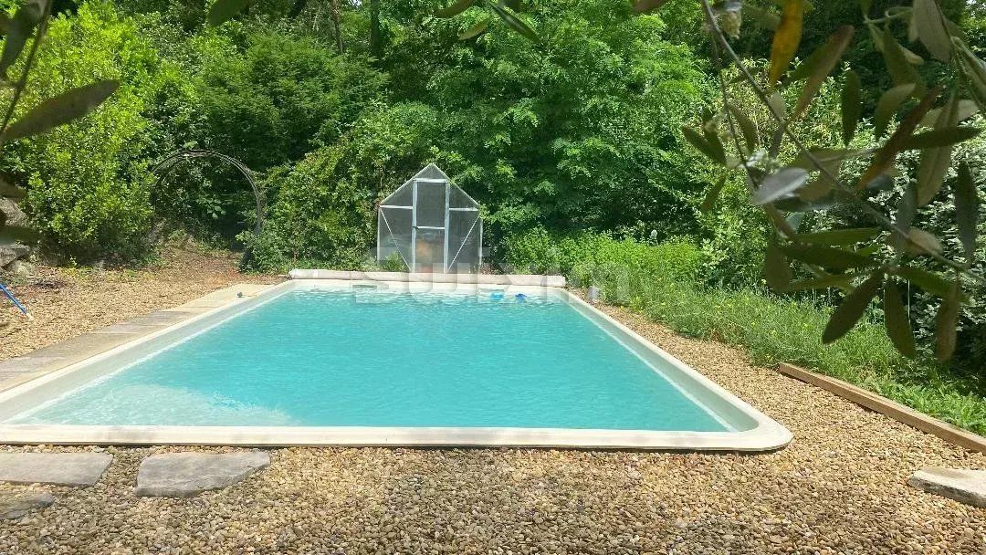 casa 7 Camere in vendita su Alès (30100)